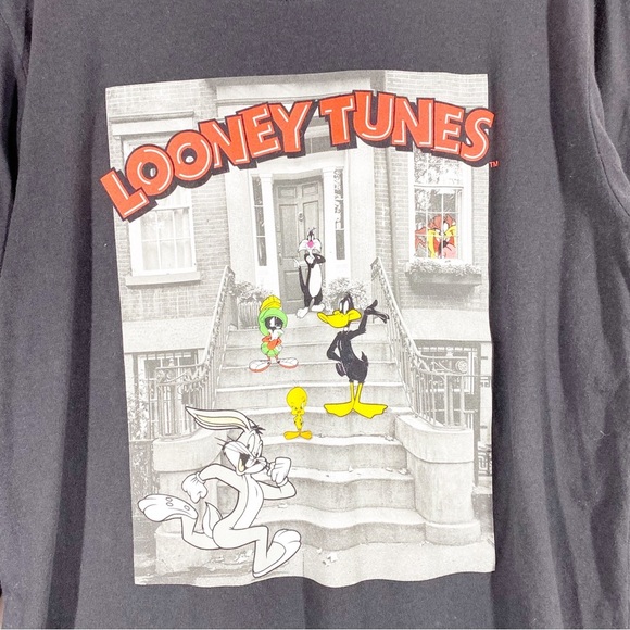 Looney Tunes Cartoons Graphic Print Black Long Sleeves Crew Neck Shirt L - Picture 3 of 6
